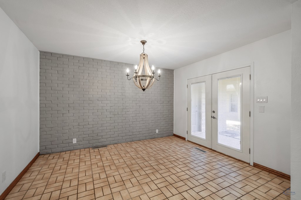 908 Neely Ave, Midland, Texas image 11