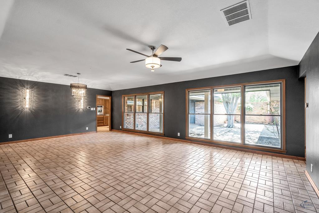 908 Neely Ave, Midland, Texas image 6