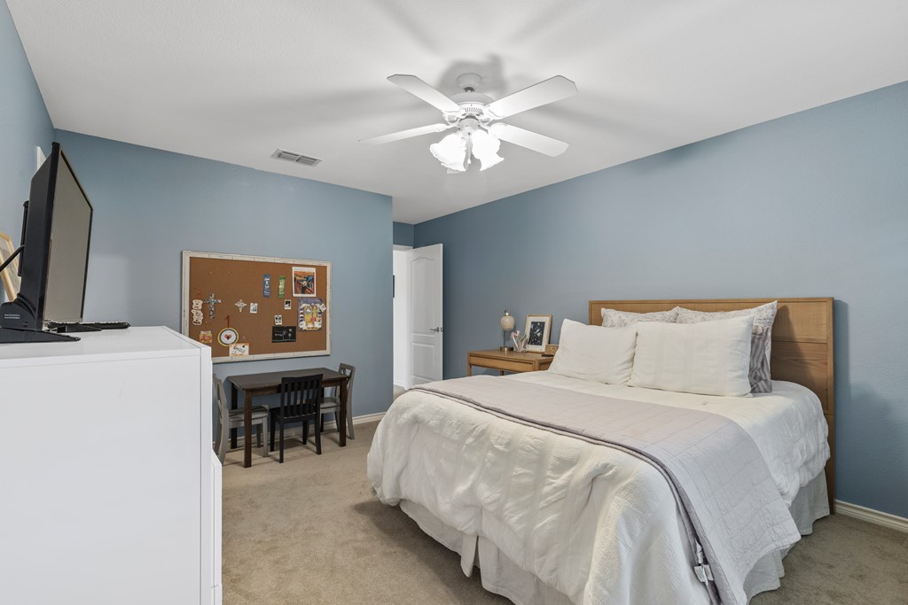 6923 Sunrise Court, Midland, Texas image 33