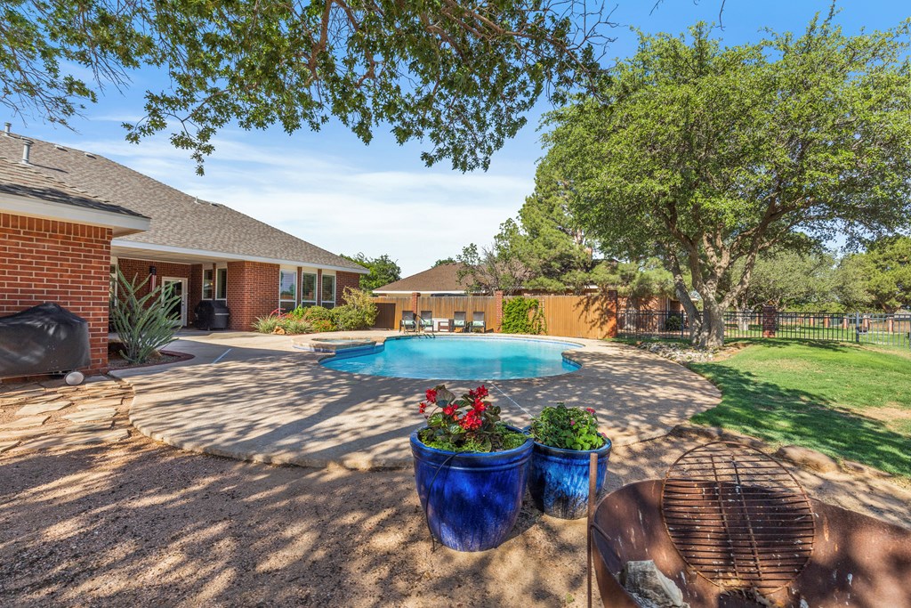 6923 Sunrise Court, Midland, Texas image 43