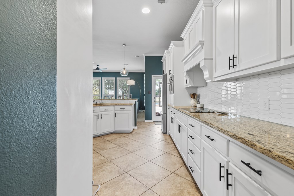 6923 Sunrise Court, Midland, Texas image 14