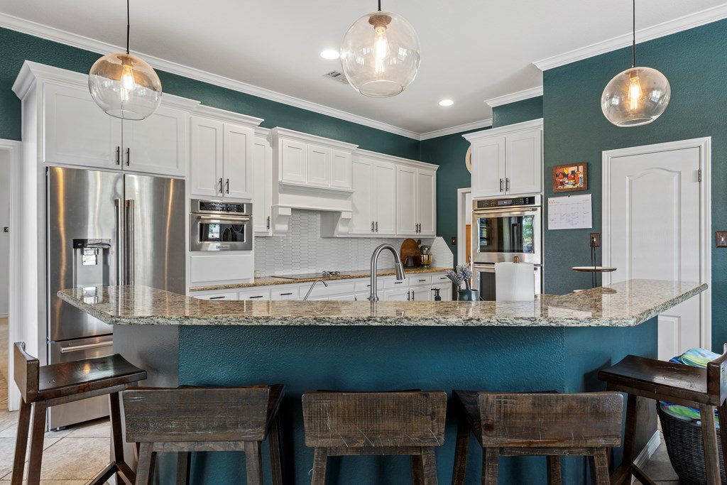 6923 Sunrise Court, Midland, Texas image 12