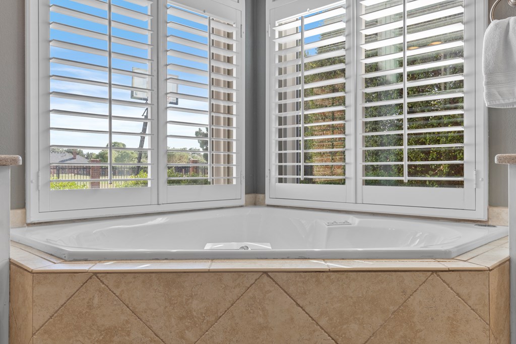 6923 Sunrise Court, Midland, Texas image 29