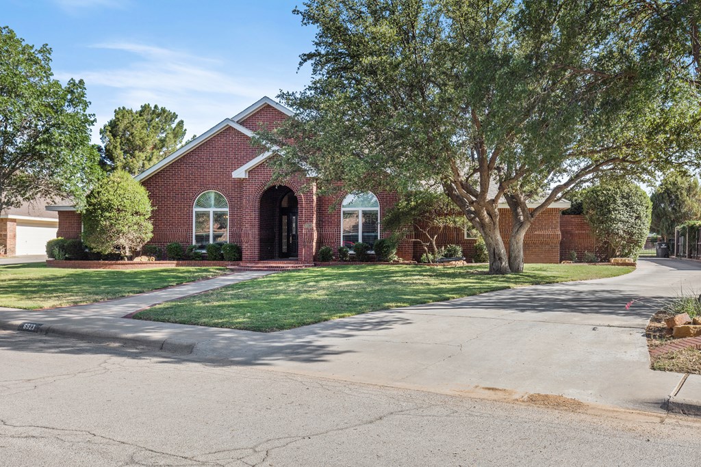 6923 Sunrise Court, Midland, Texas image 2