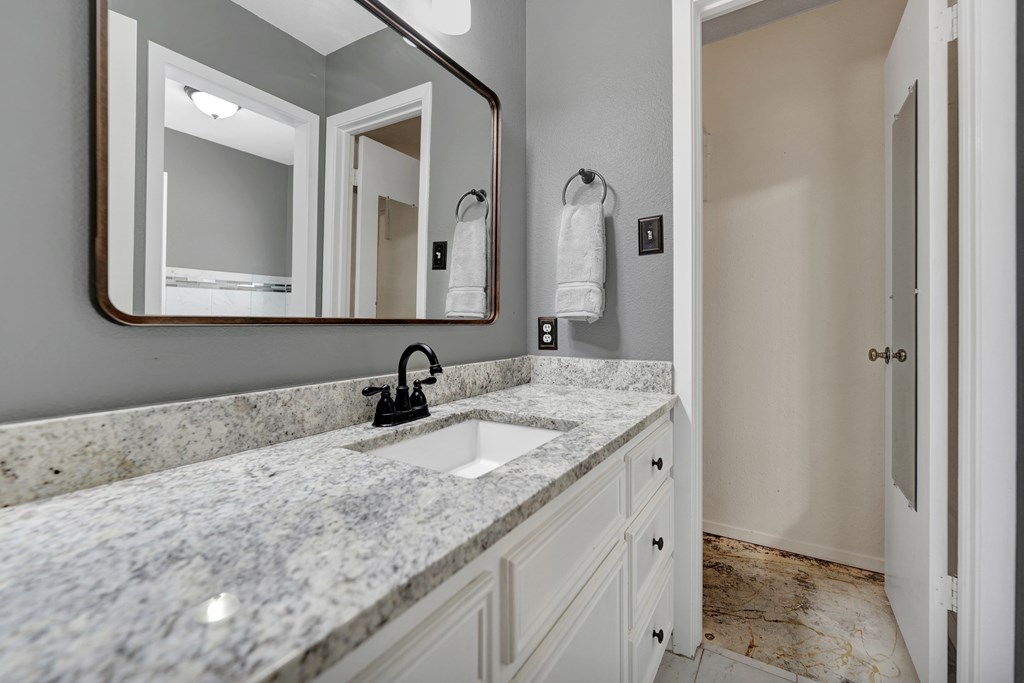 5104 Teakwood Trace, Midland, Texas image 19