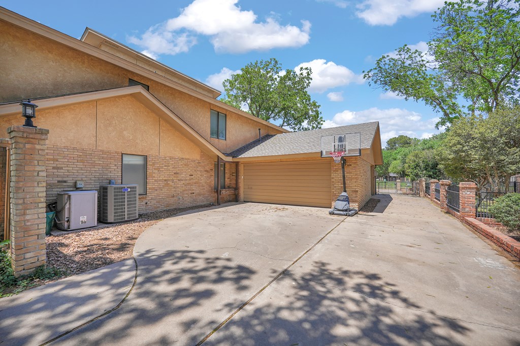 5104 Teakwood Trace, Midland, Texas image 37
