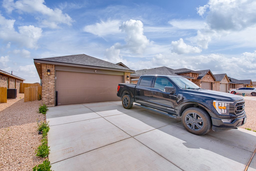 5820 Purtis Creek Dr, Midland, Texas image 3