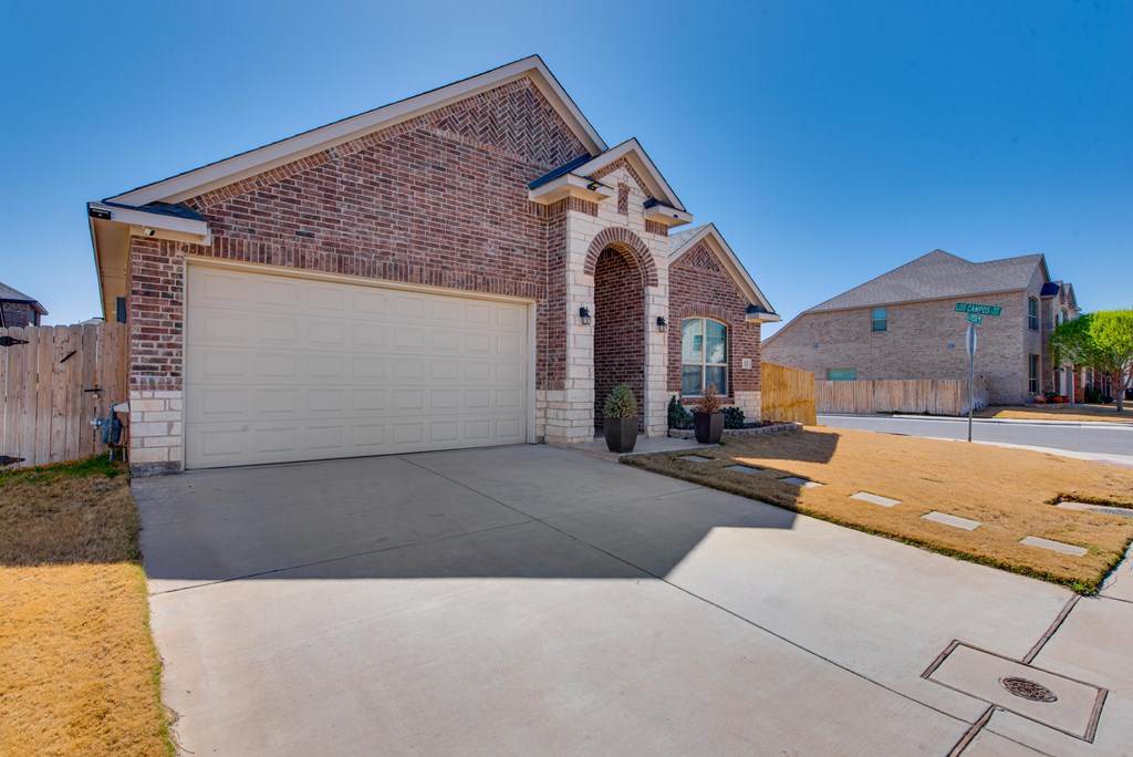 13 La Cresta Ave, Odessa, Texas image 2
