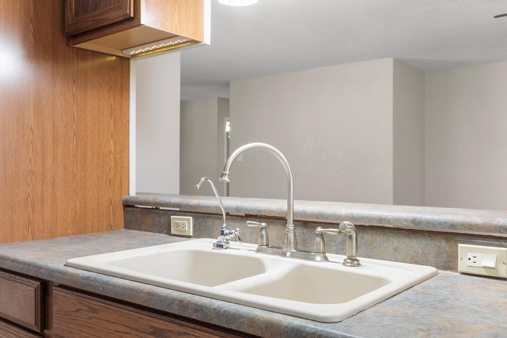 3223 W Dengar Ave, Midland, Texas image 8