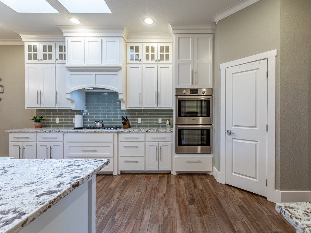5303 Balfour Court, Midland, Texas image 18