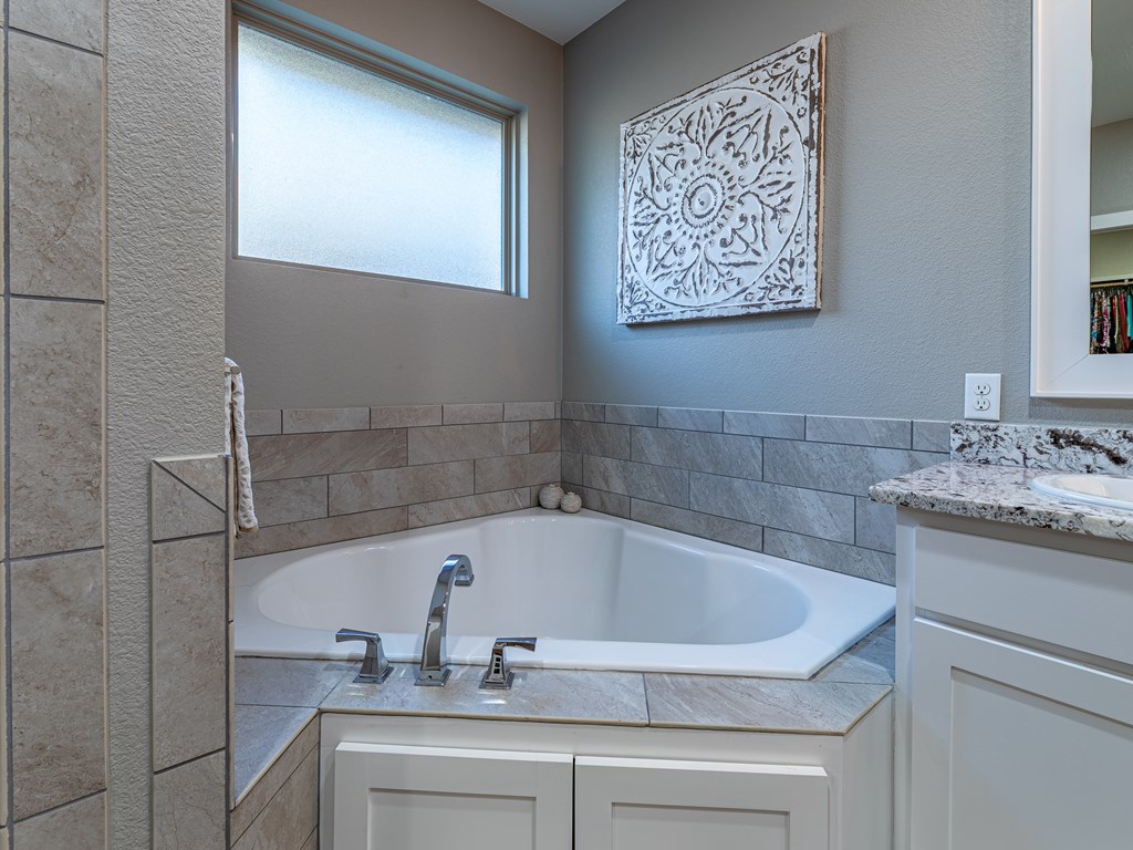 5303 Balfour Court, Midland, Texas image 45