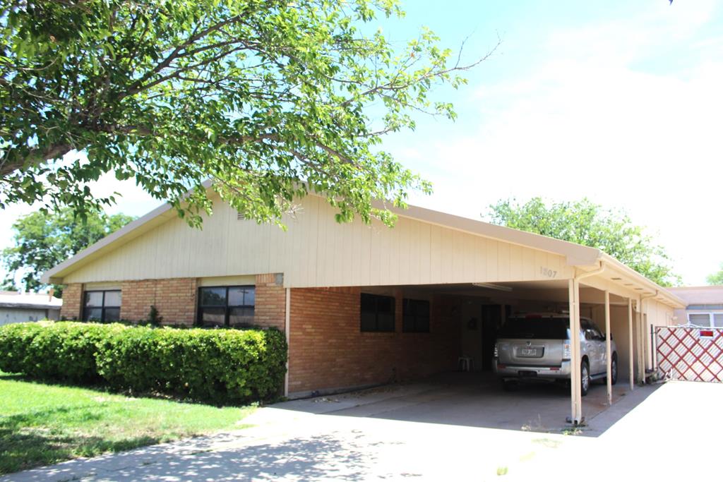 1807 W 9th St, Fort Stockton, Texas image 1