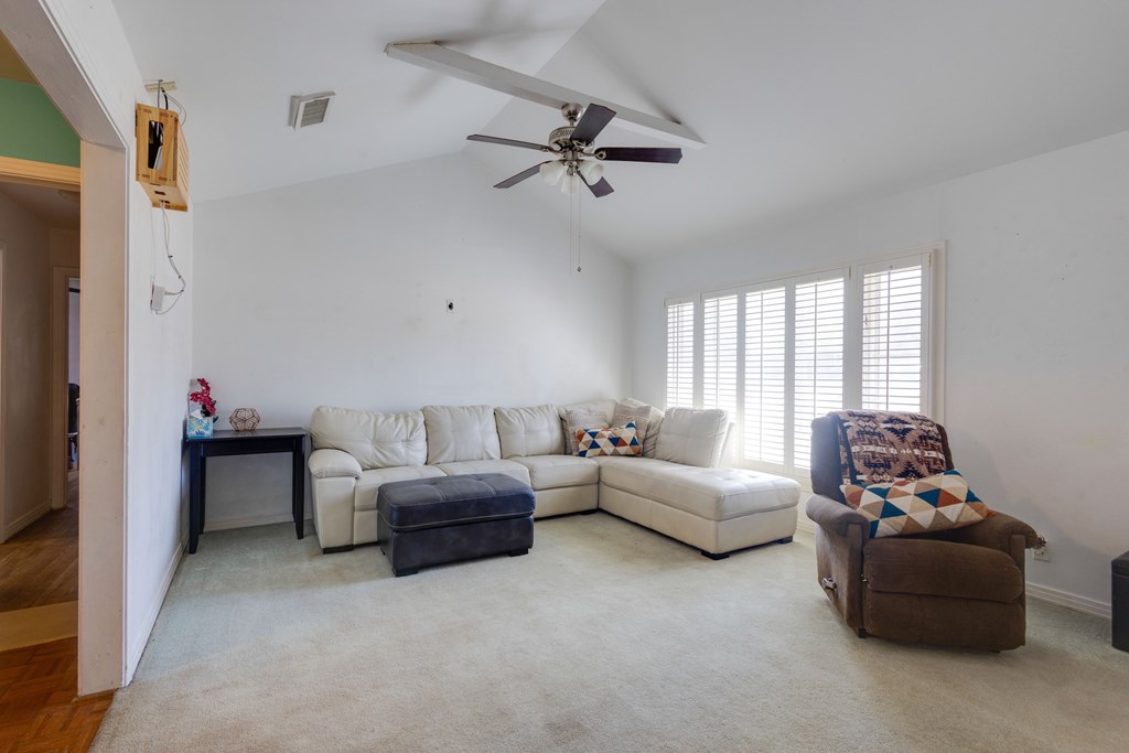 802 W 15th St, Big Spring, Texas image 5