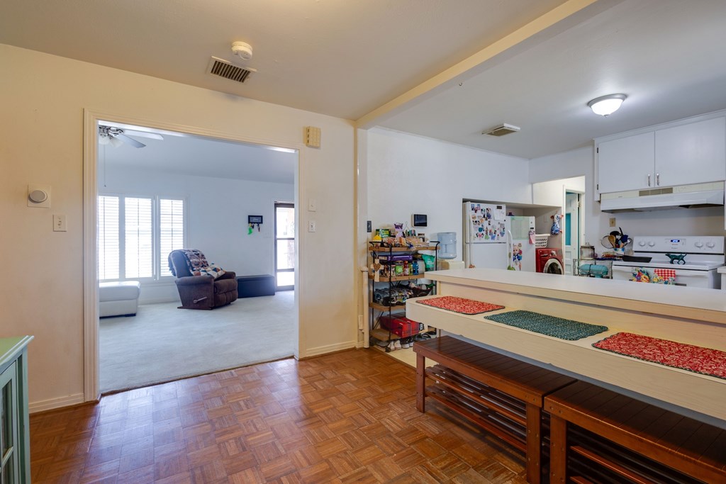 802 W 15th St, Big Spring, Texas image 19