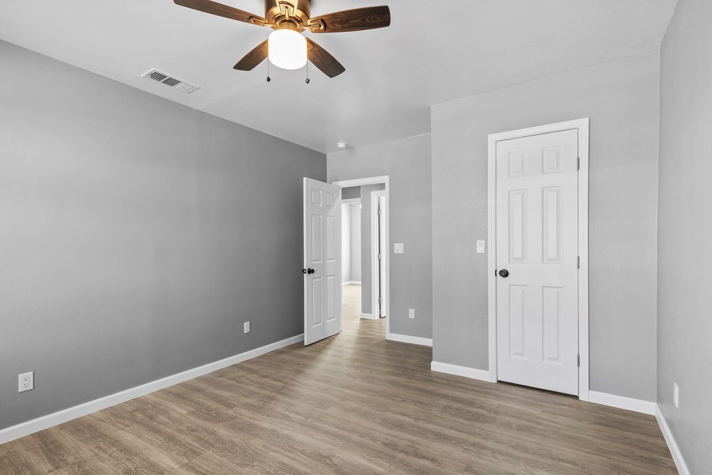 1344 E 5th St, Odessa, Texas image 11