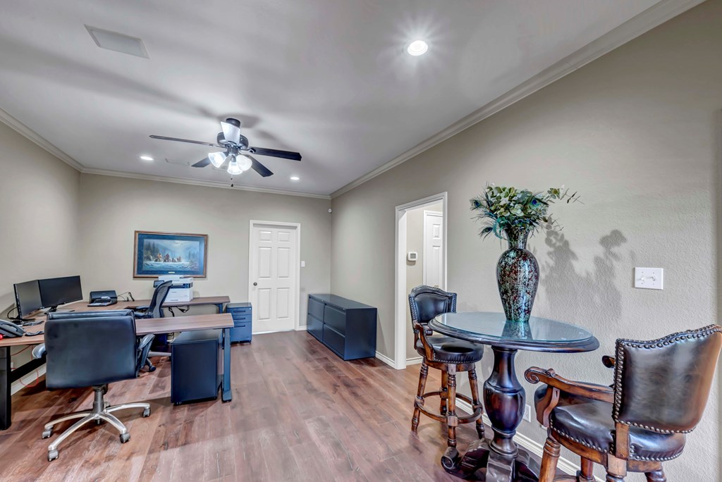 5600 Greenridge, Midland, Texas image 48