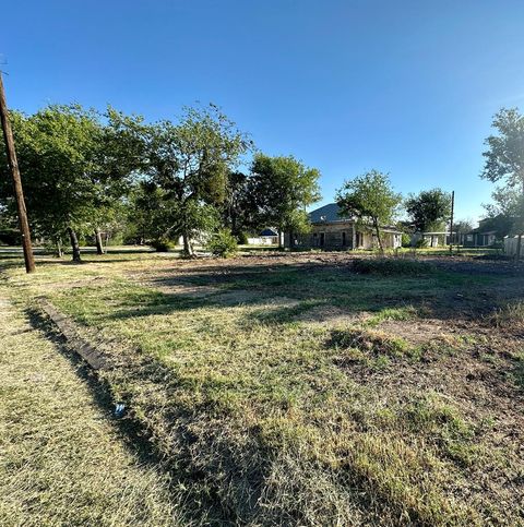 Vacant Land For Sale - 315 W Cedar St<br/> Coleman County, Coleman, TX 76834
