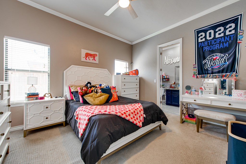 6610 Mosswood Dr, Midland, Texas image 37