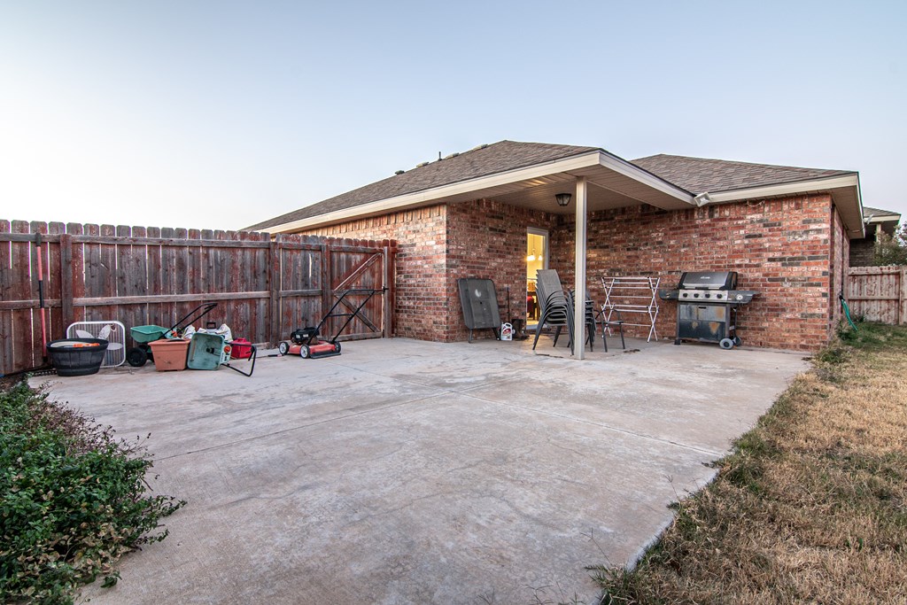 6904 Corral Dr, Midland, Texas image 15