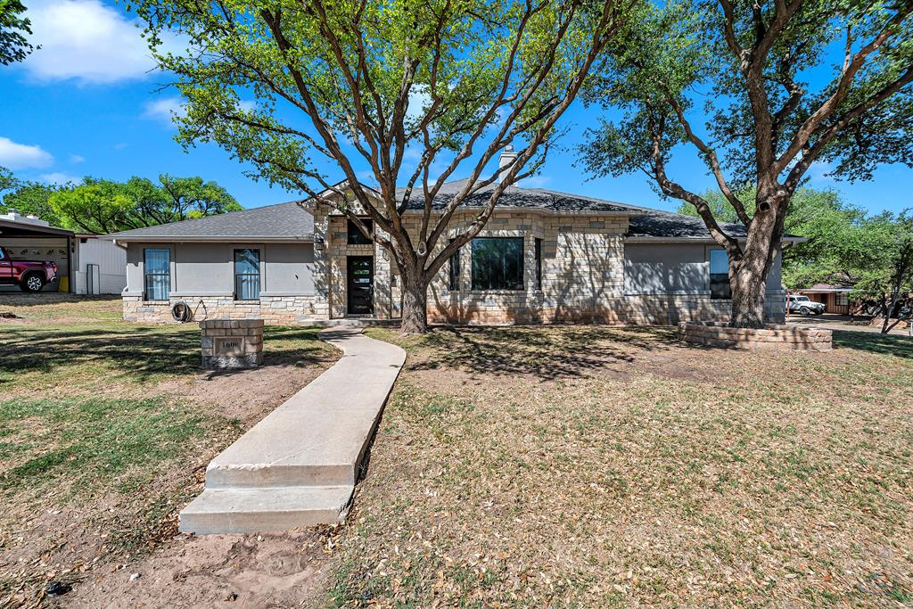 1600 Indian Hills, Big Spring, Texas image 1