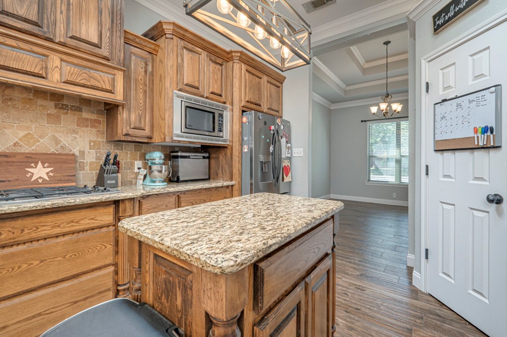 5308 Castle Pine Road, Midland, Texas image 16