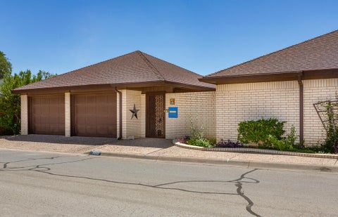 Townhouse For Sale - 1005 W Pecan Ave<br/> Midland County, Midland, TX 79705