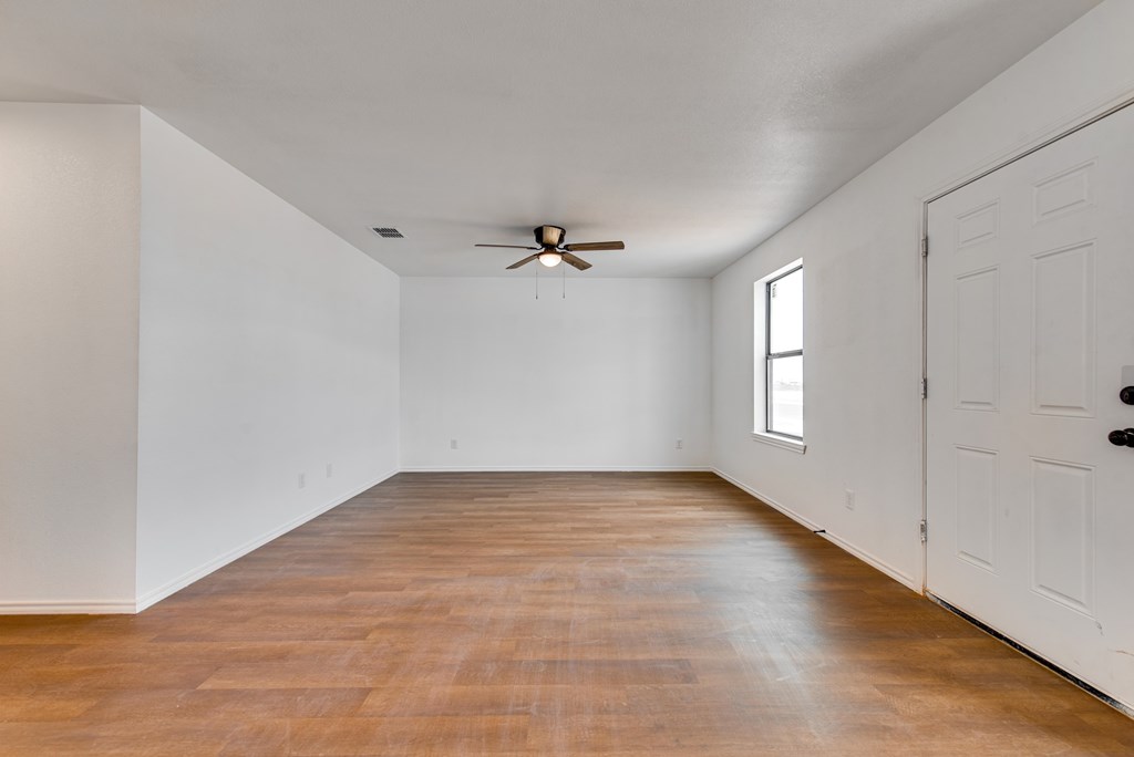 717 Benton, Midland, Texas image 5
