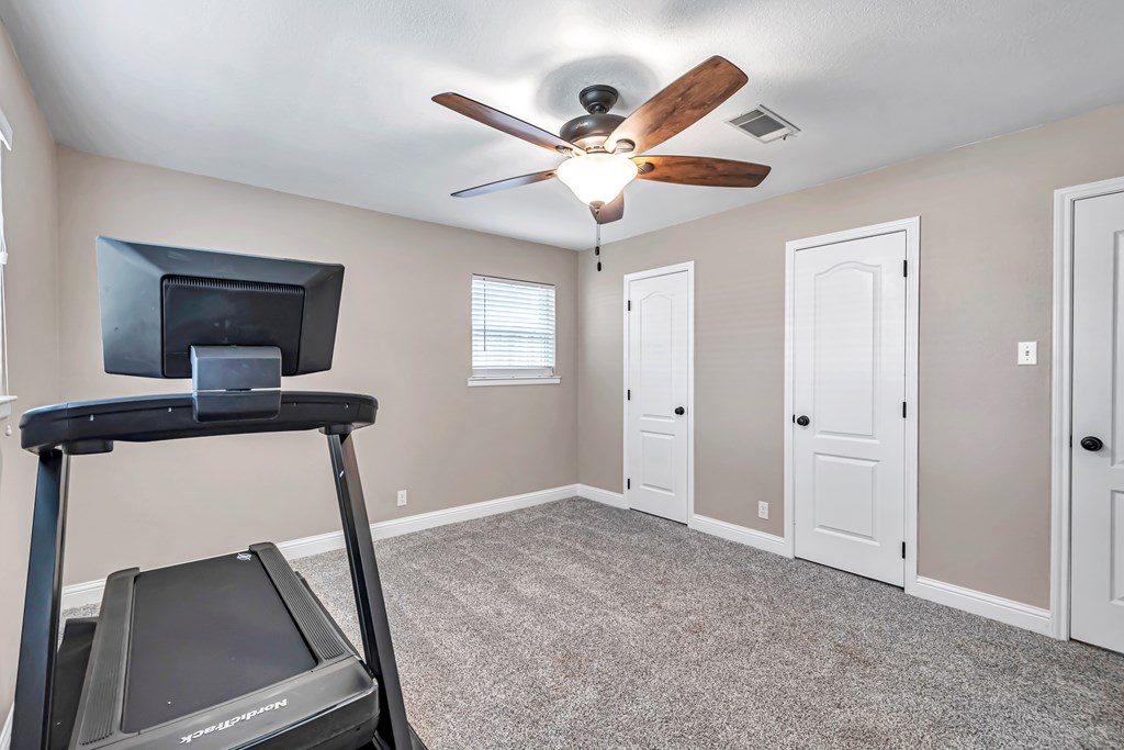 2504 Goddard Dr, Midland, Texas image 33