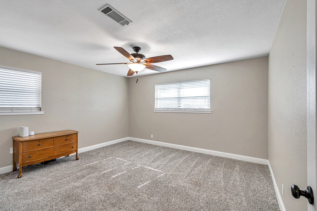 2504 Goddard Dr, Midland, Texas image 37