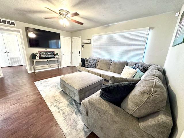 207 36th Place, Snyder, Texas image 6