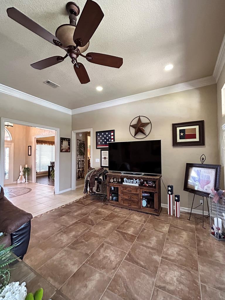 390 NE County Rd 1250, Andrews, Texas image 9