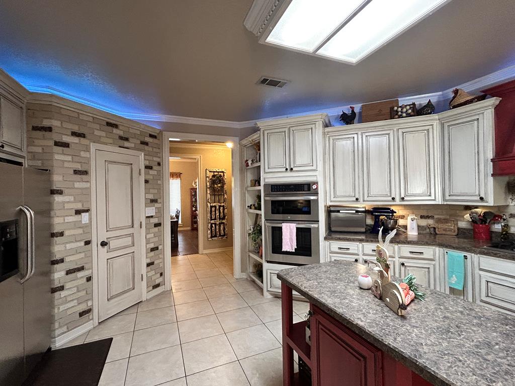 390 NE County Rd 1250, Andrews, Texas image 15