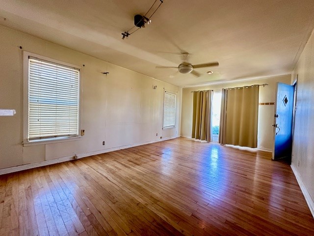 3757 Avondale