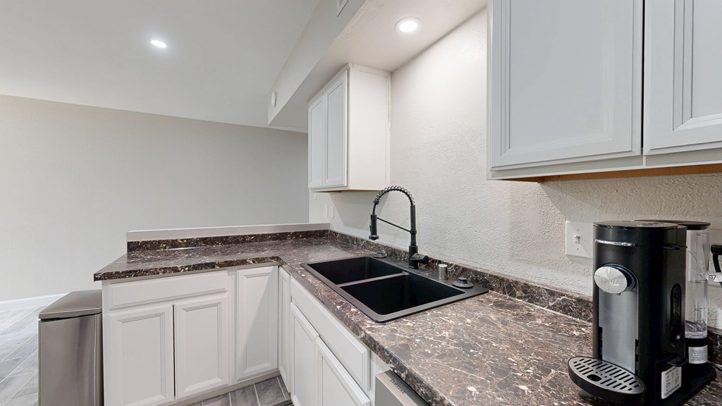 2100 Wadley Ave W #28, Midland, Texas image 49