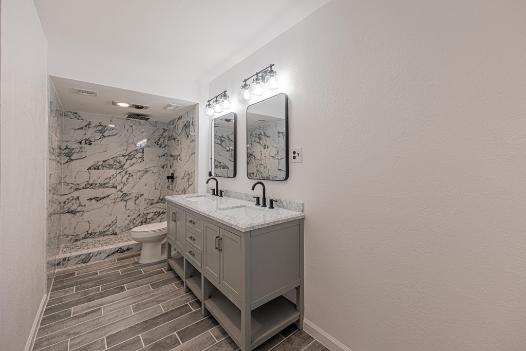 2100 Wadley Ave W #28, Midland, Texas image 31