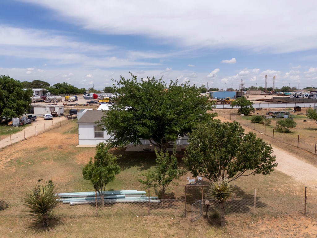 1014 W County Rd 132, Midland, Texas image 35