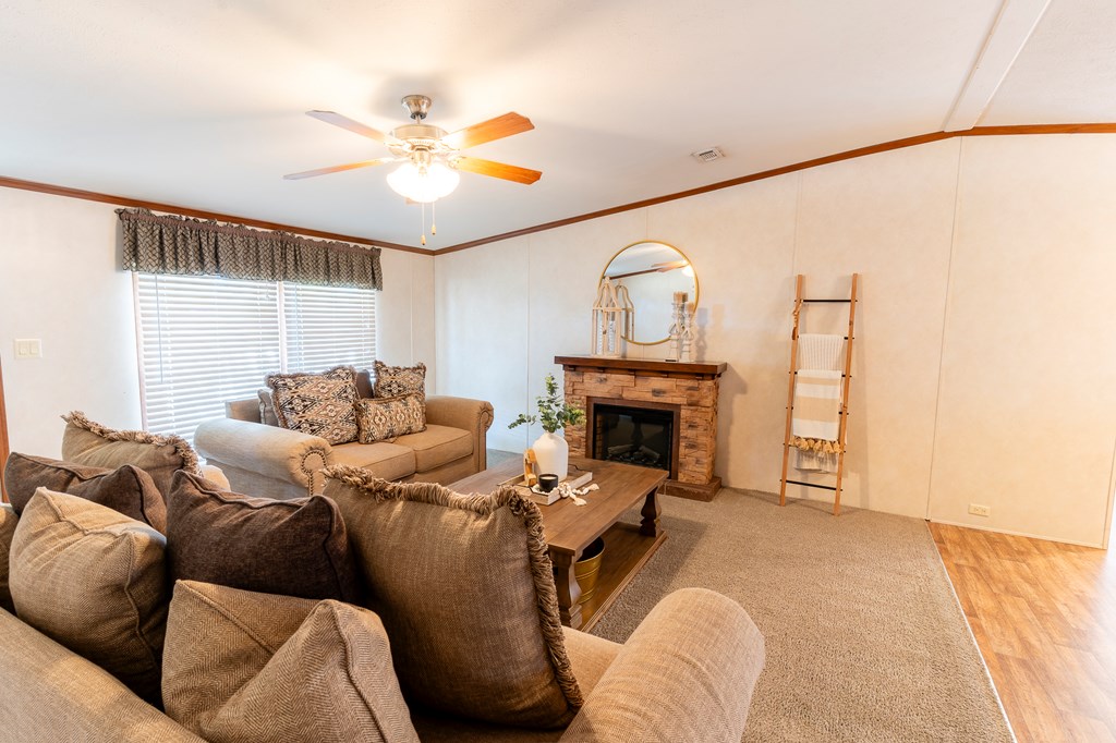 1014 W County Rd 132, Midland, Texas image 5