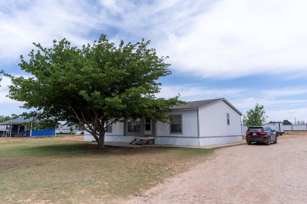 1014 W County Rd 132, Midland, Texas image 2