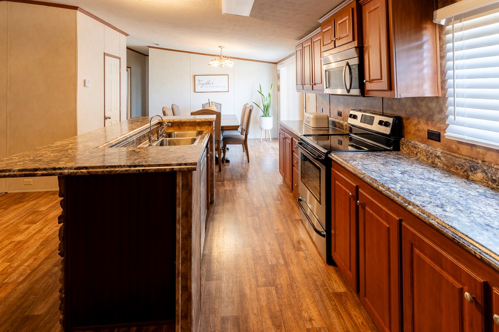 1014 W County Rd 132, Midland, Texas image 8