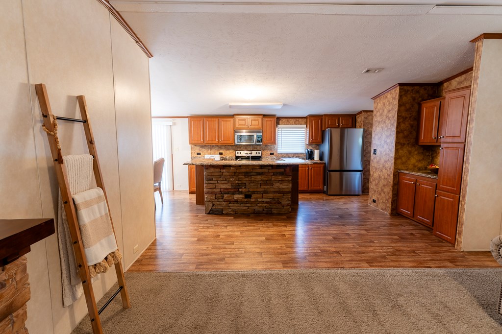 1014 W County Rd 132, Midland, Texas image 6