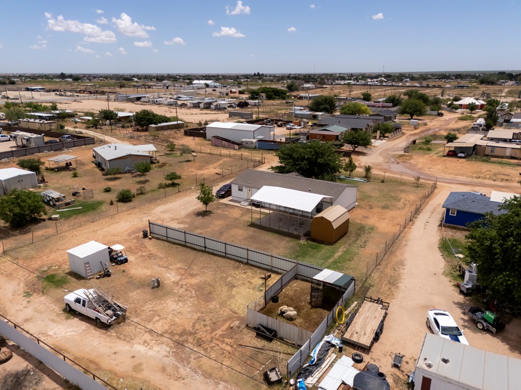 1014 W County Rd 132, Midland, Texas image 34