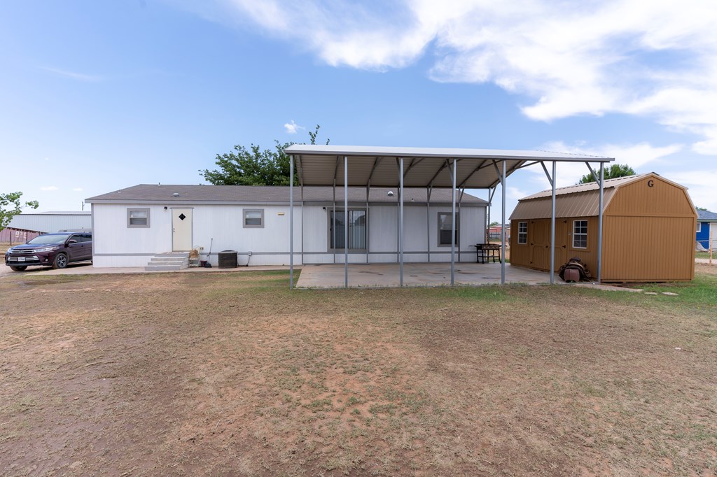 1014 W County Rd 132, Midland, Texas image 27