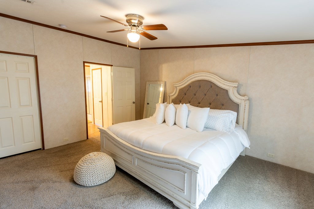 1014 W County Rd 132, Midland, Texas image 11