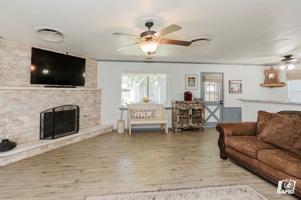3228 W Dengar Ave, Midland, Texas image 5