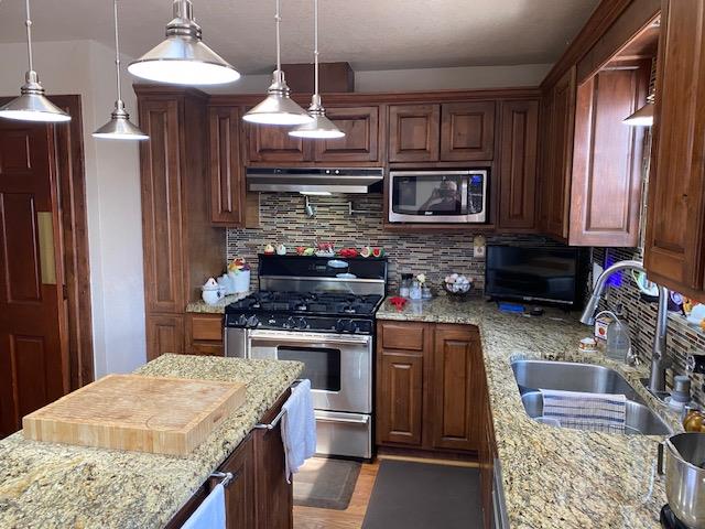 1413 S Oak St, Pecos, Texas image 9