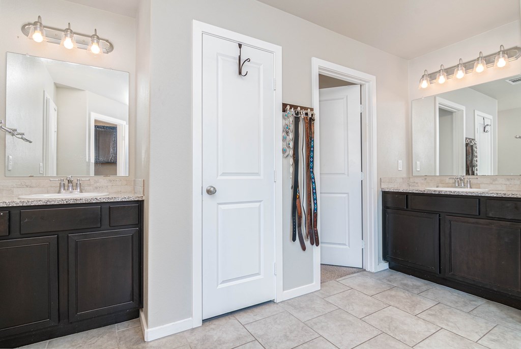 1407 Derrick Avenue, Odessa, Texas image 11