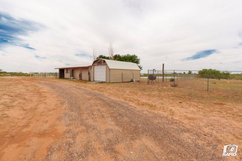 2606 W County Rd 140, Midland, Texas image 44