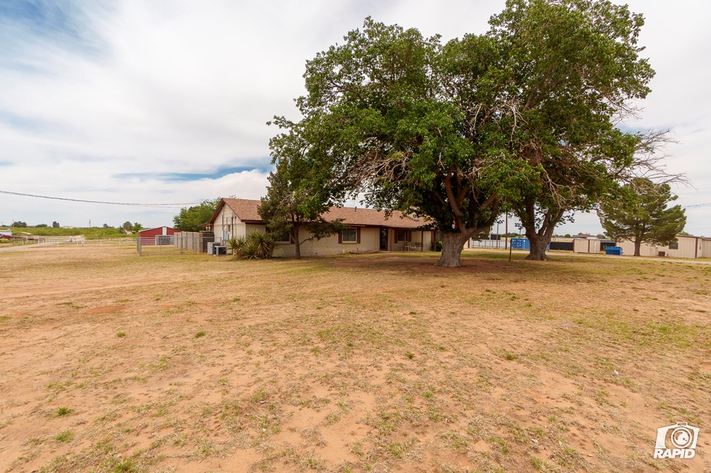 2606 W County Rd 140, Midland, Texas image 6