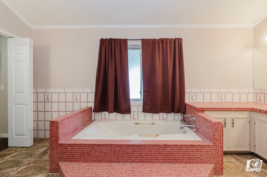 2606 W County Rd 140, Midland, Texas image 22