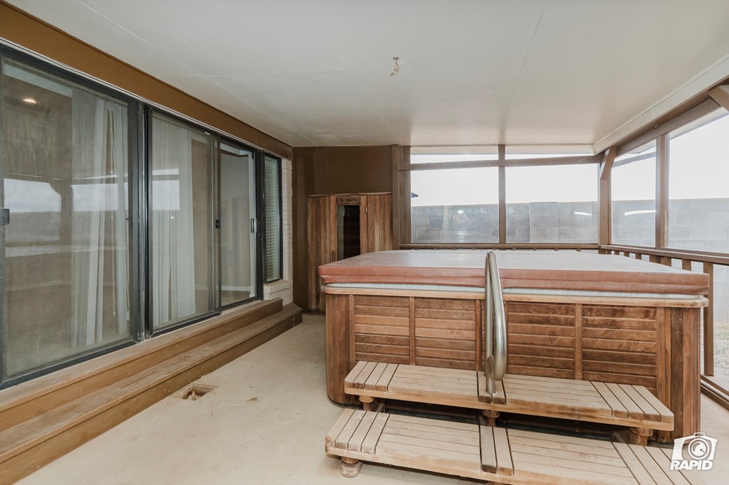 2606 W County Rd 140, Midland, Texas image 27